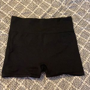 PINK seamless workout shortie